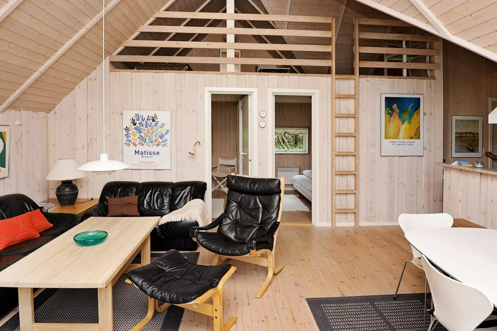 Prachtig vakantiehuis in Blåvand met schommel-Binnen