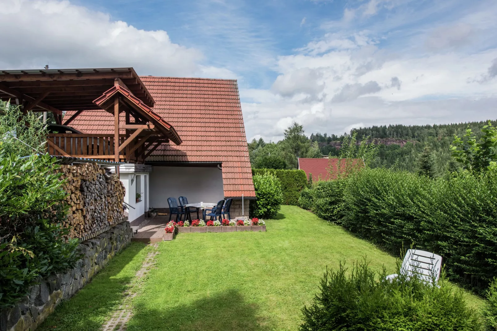 Ferienhaus im Thüringer Wald-Tuinen zomer