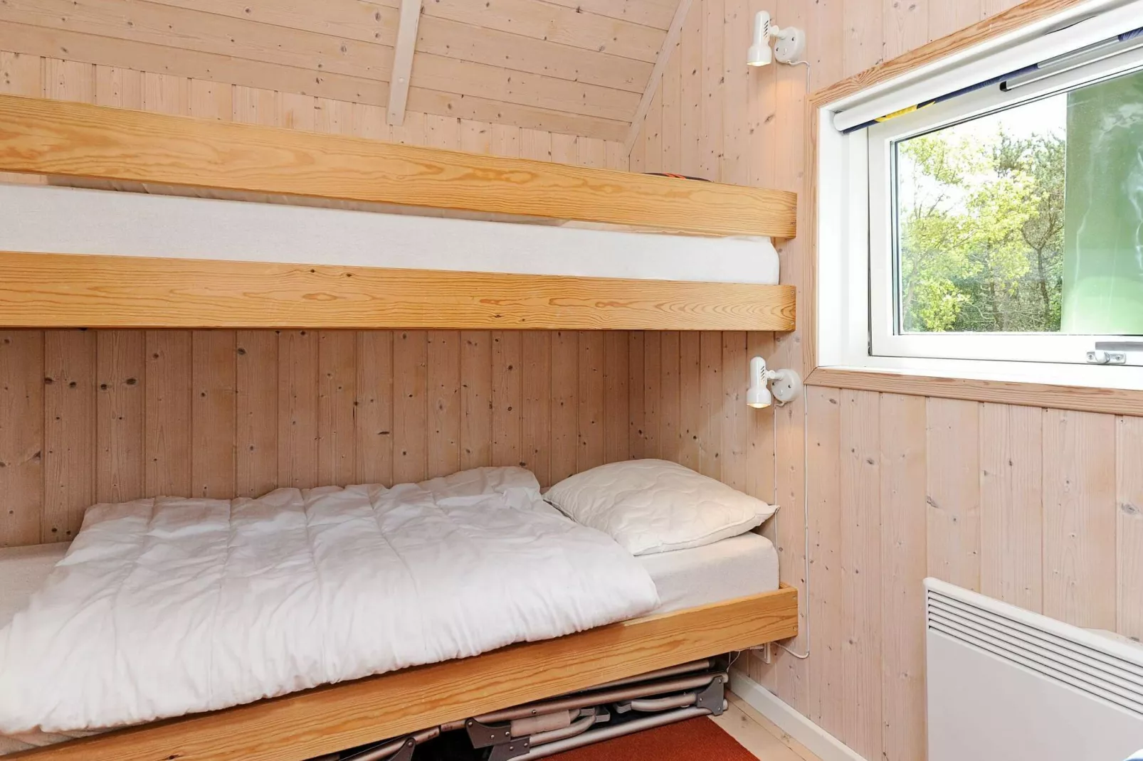 Prachtig vakantiehuis in Blåvand met schommel-Binnen