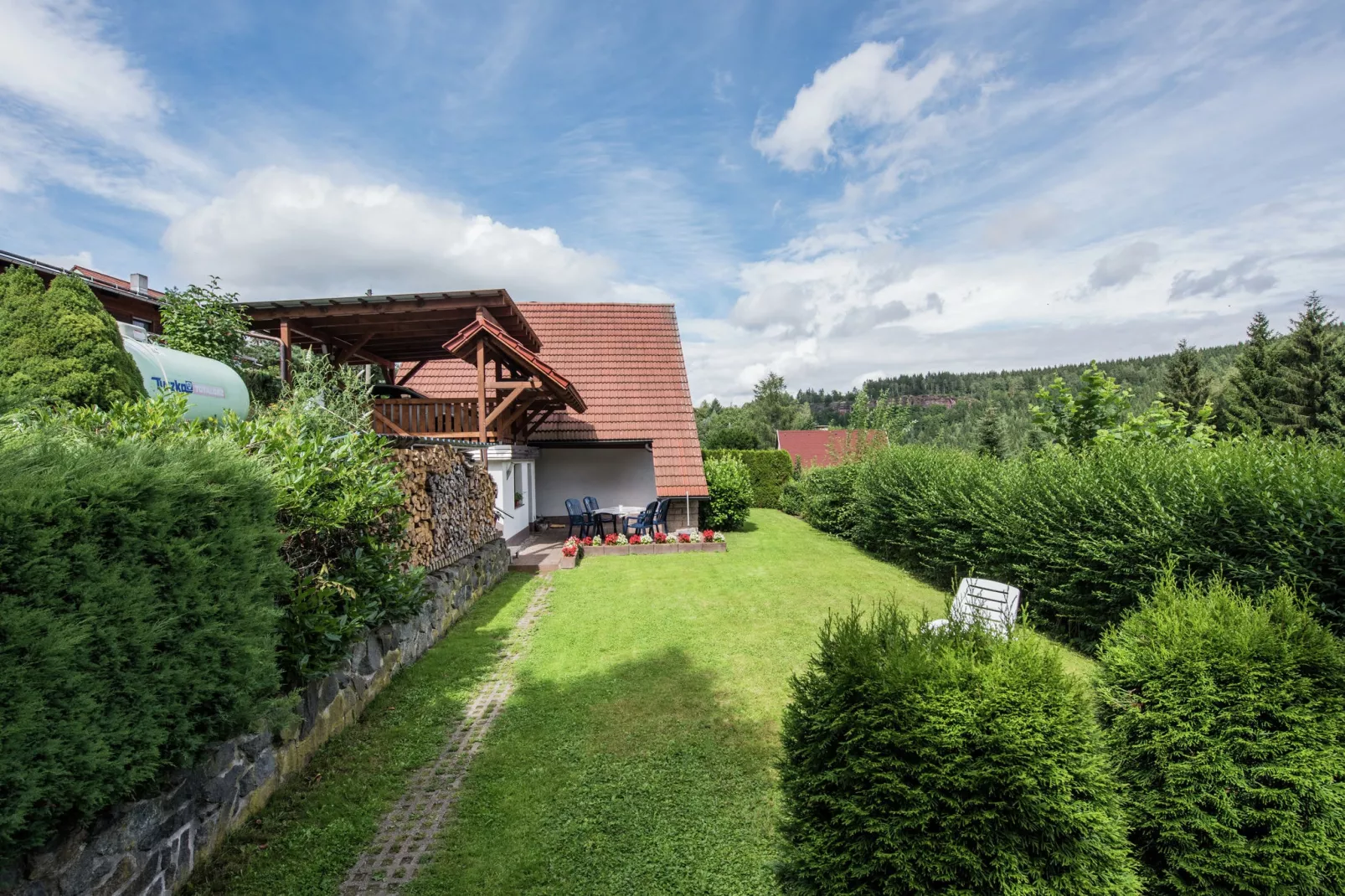 Ferienhaus im Thüringer Wald-Tuinen zomer