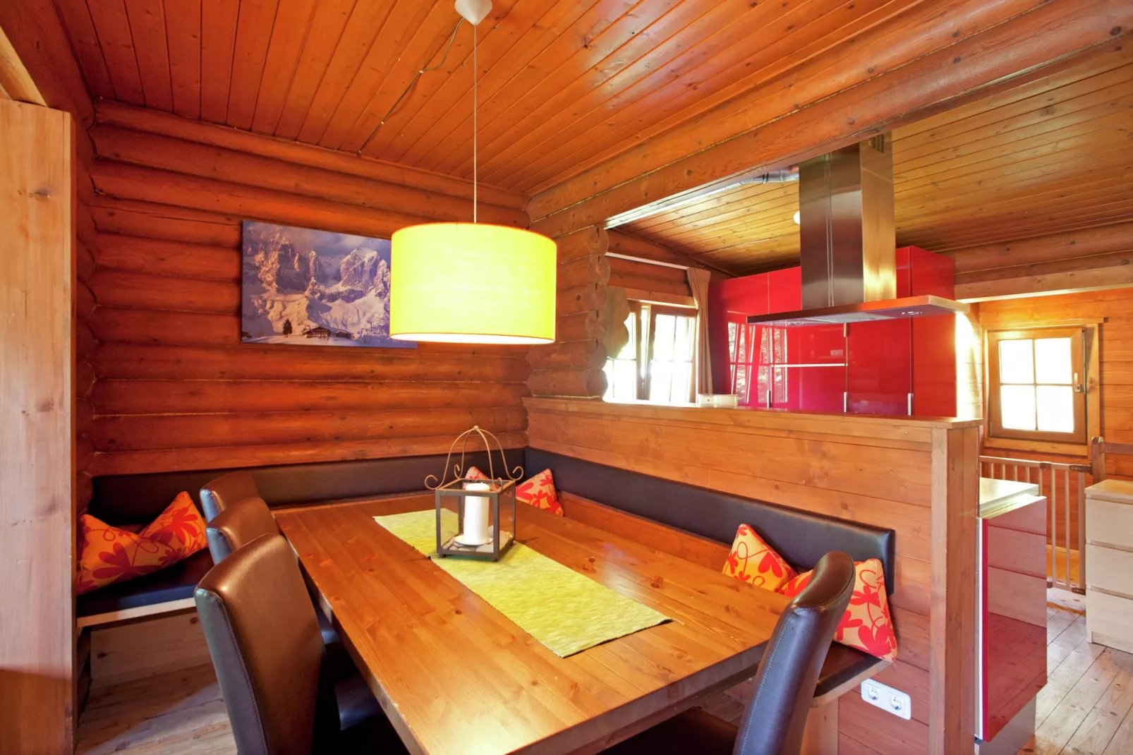 Chalet Isabella im Brixental-Eetkamer