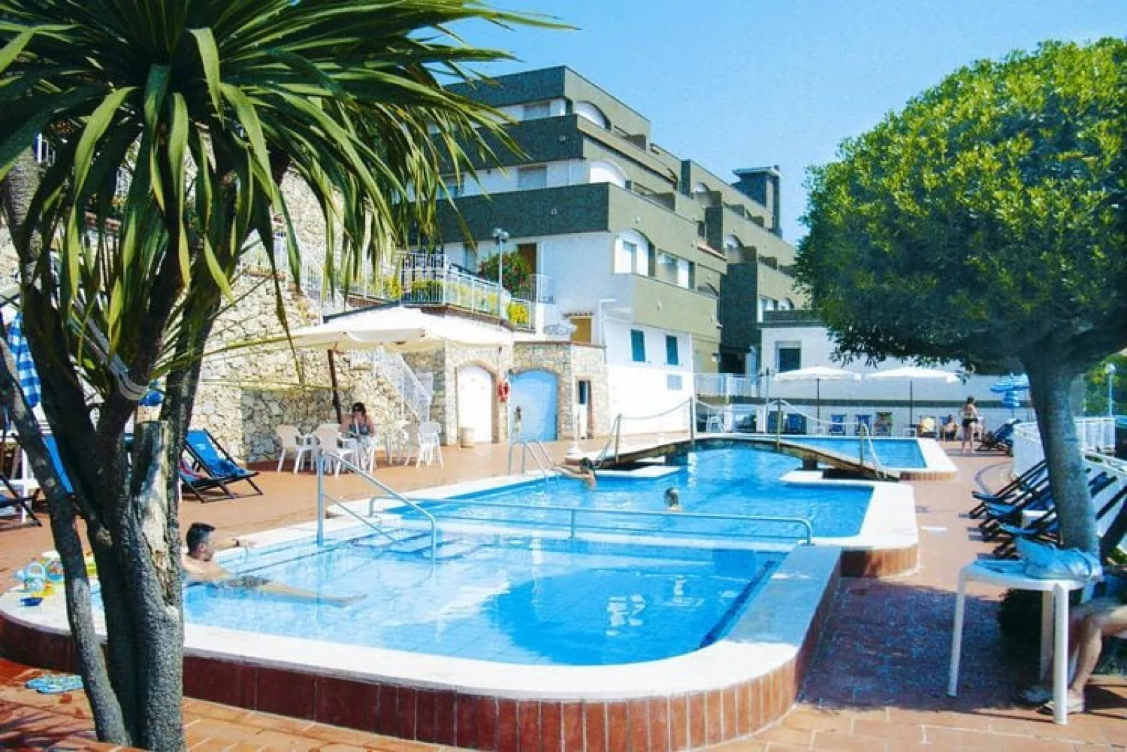Residence Sant'Anna Pietra Ligure - BX3 / BX3 CL Classic-Zwembad