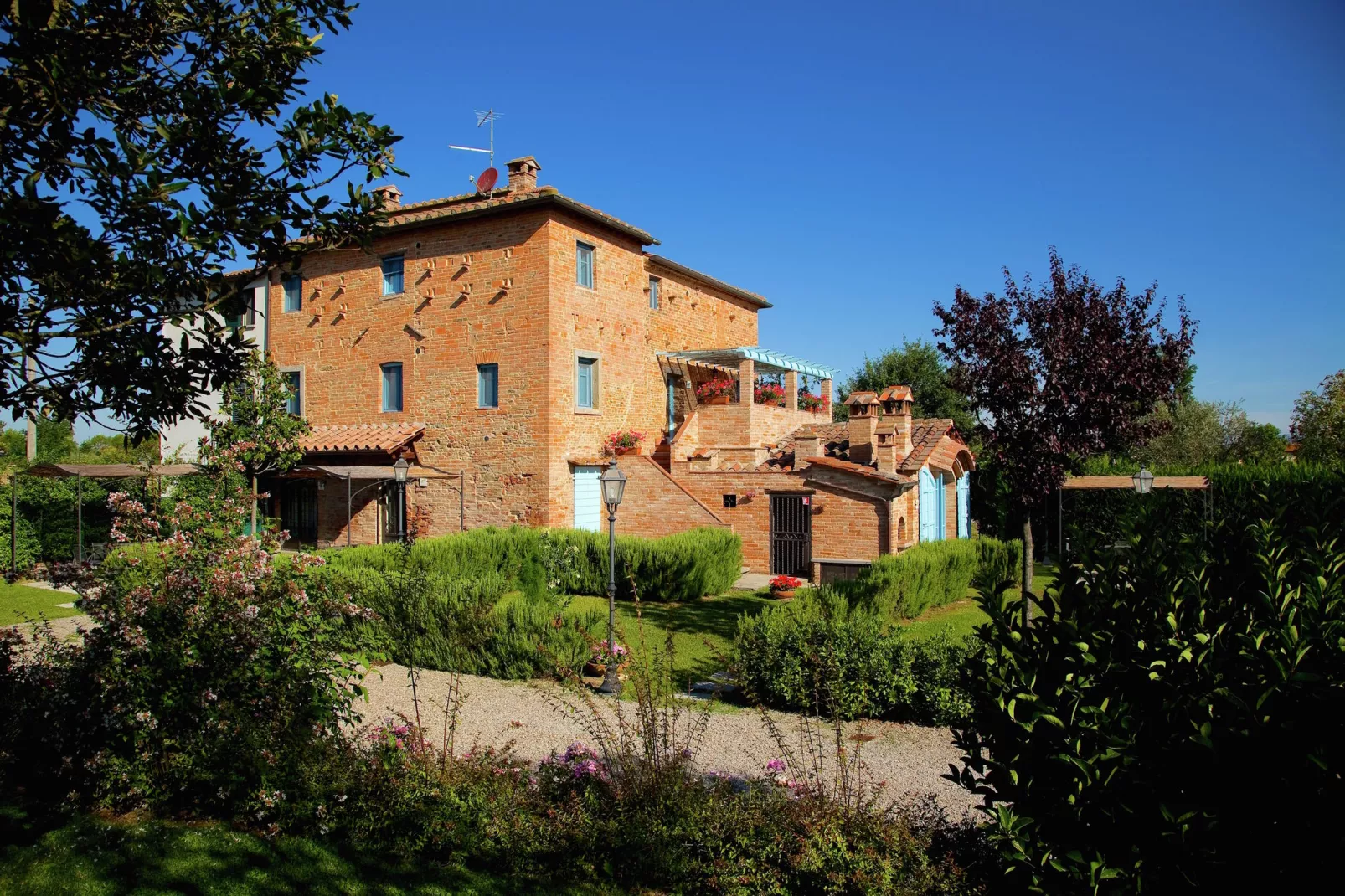 Villa il  Casone-Buitenkant zomer