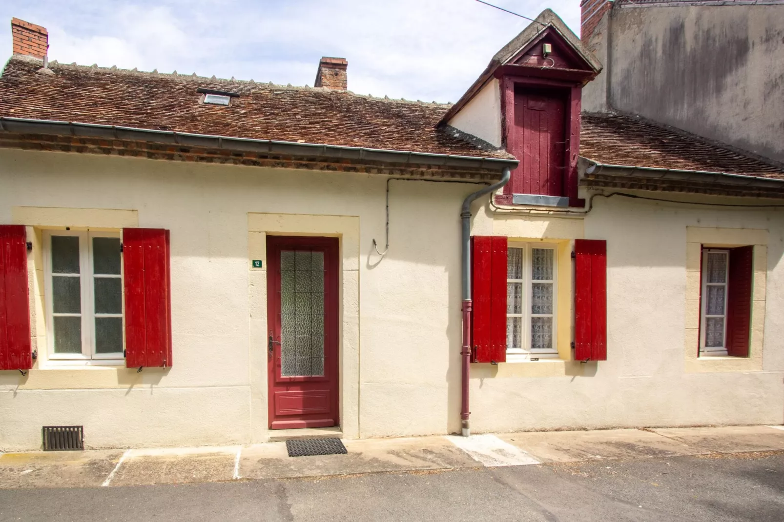 Gîte Calvaire - Hérisson-Buitenkant zomer