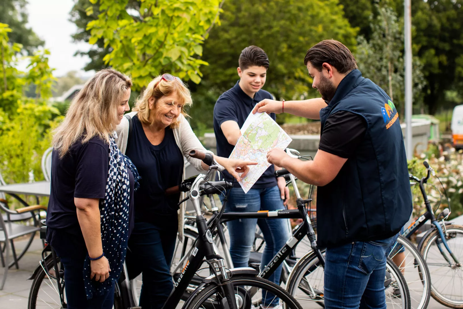 Recreatiepark Rhederlaagse Meren 15-Parkfaciliteiten