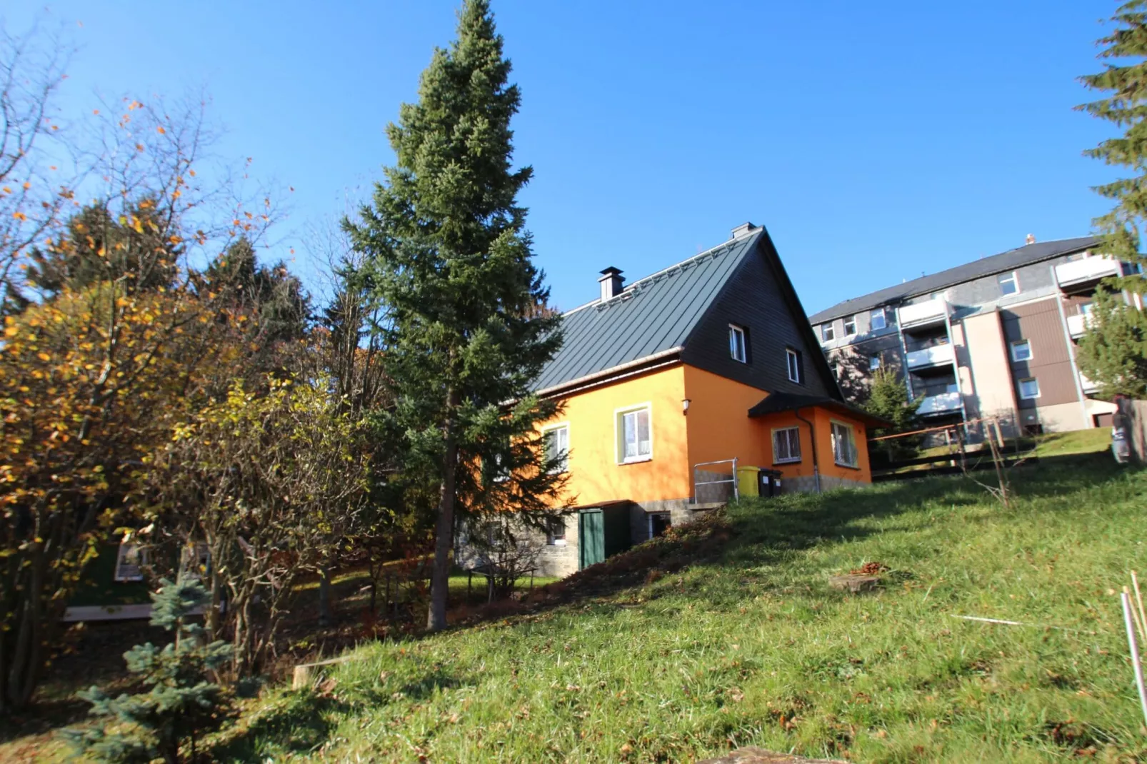 Ferienhaus Oberwiesenthal-Buitenkant zomer