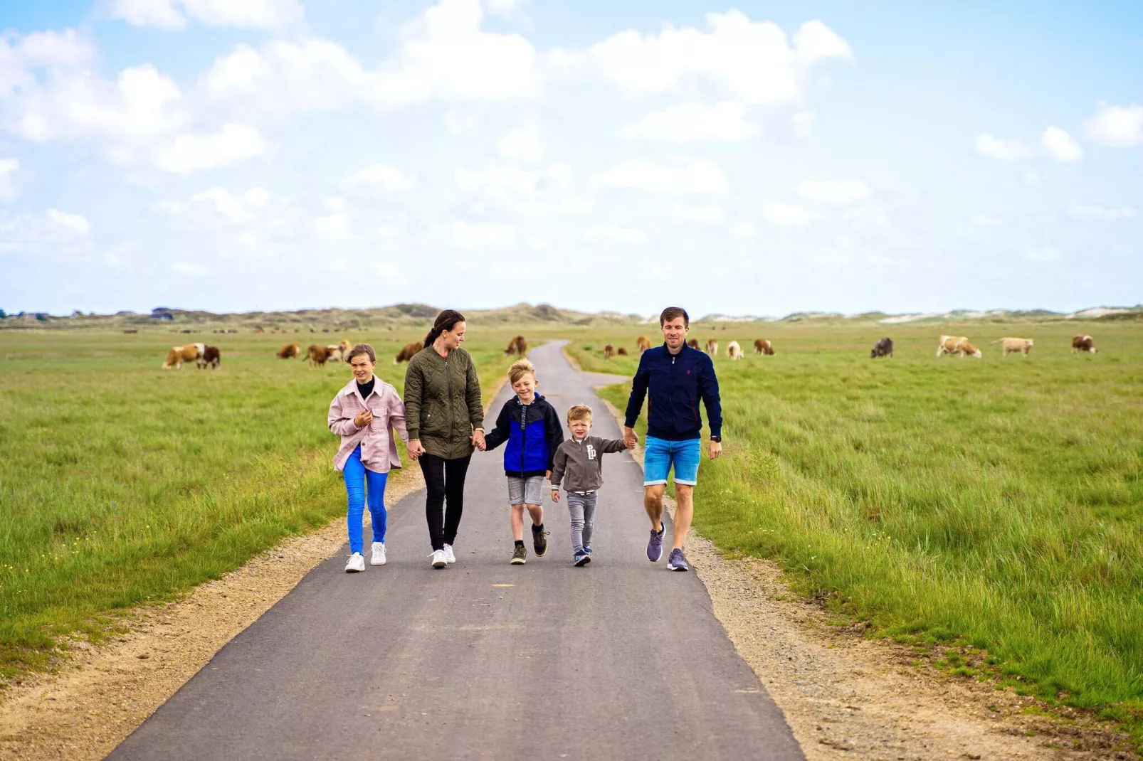 8 persoons vakantie huis op een vakantie park in Blåvand-Buitenlucht