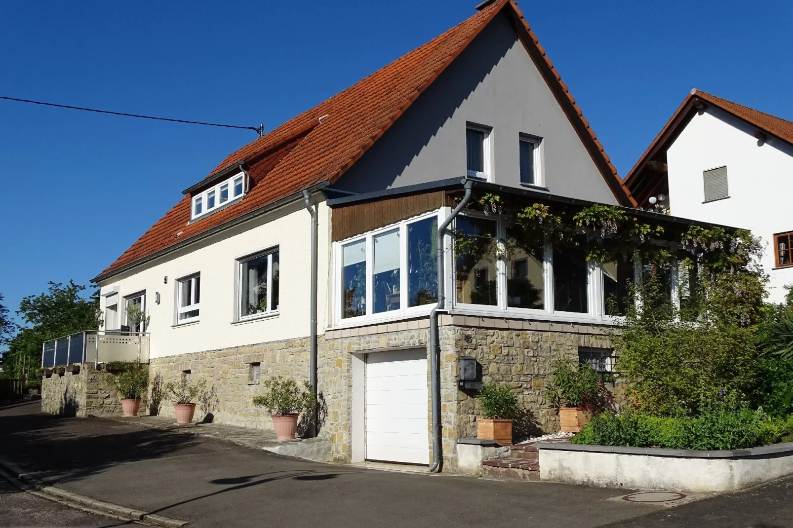 Ferienwohnung Rosenberg-Buitenkant zomer