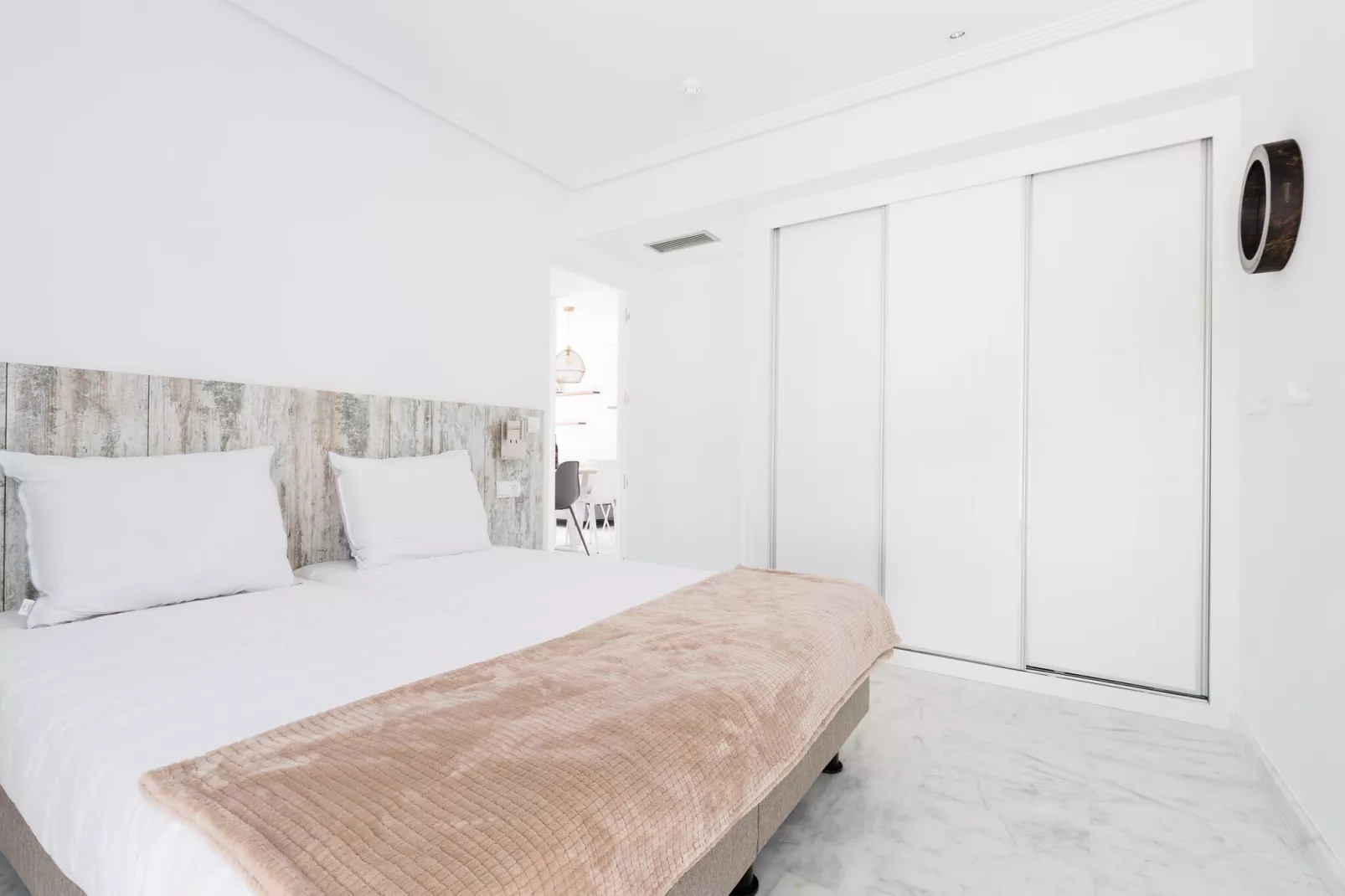 Mooi appartement met zeezicht, aan de Spaanse kust-Slaapkamer
