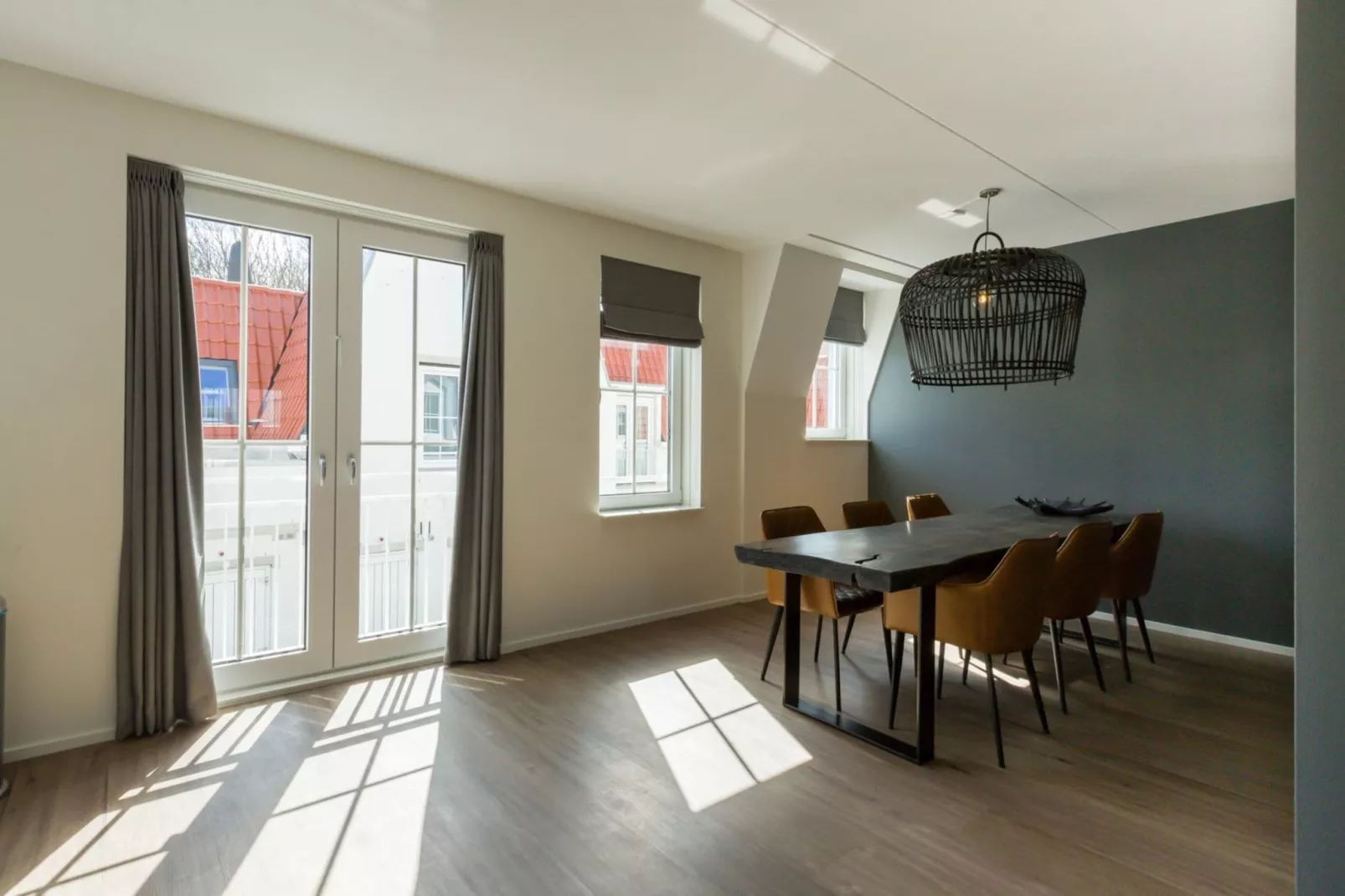 Appartement Kaapduinseweg 13 Dishoek 13D luxe 6p sauna-Eetkamer