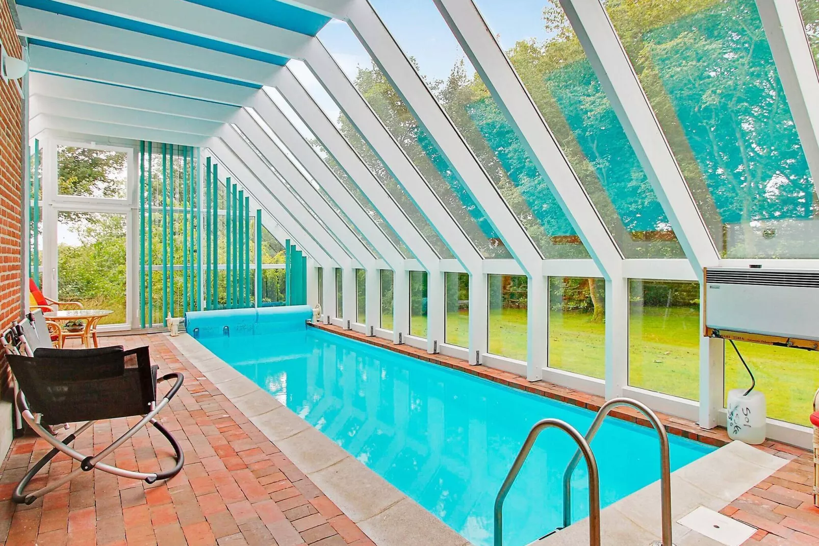 Modern vakantiehuis in Farsø met prachtig zwembad-Zwembad