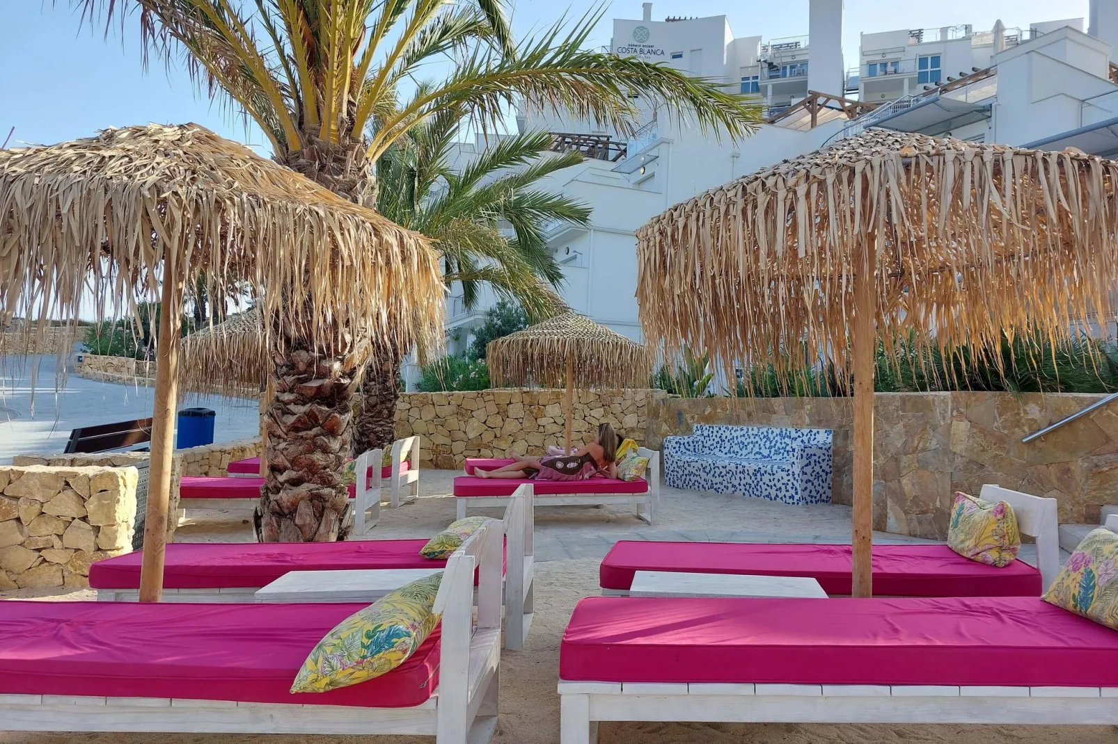 Mooi appartement met zeezicht, aan de Spaanse kust-Parkfaciliteiten