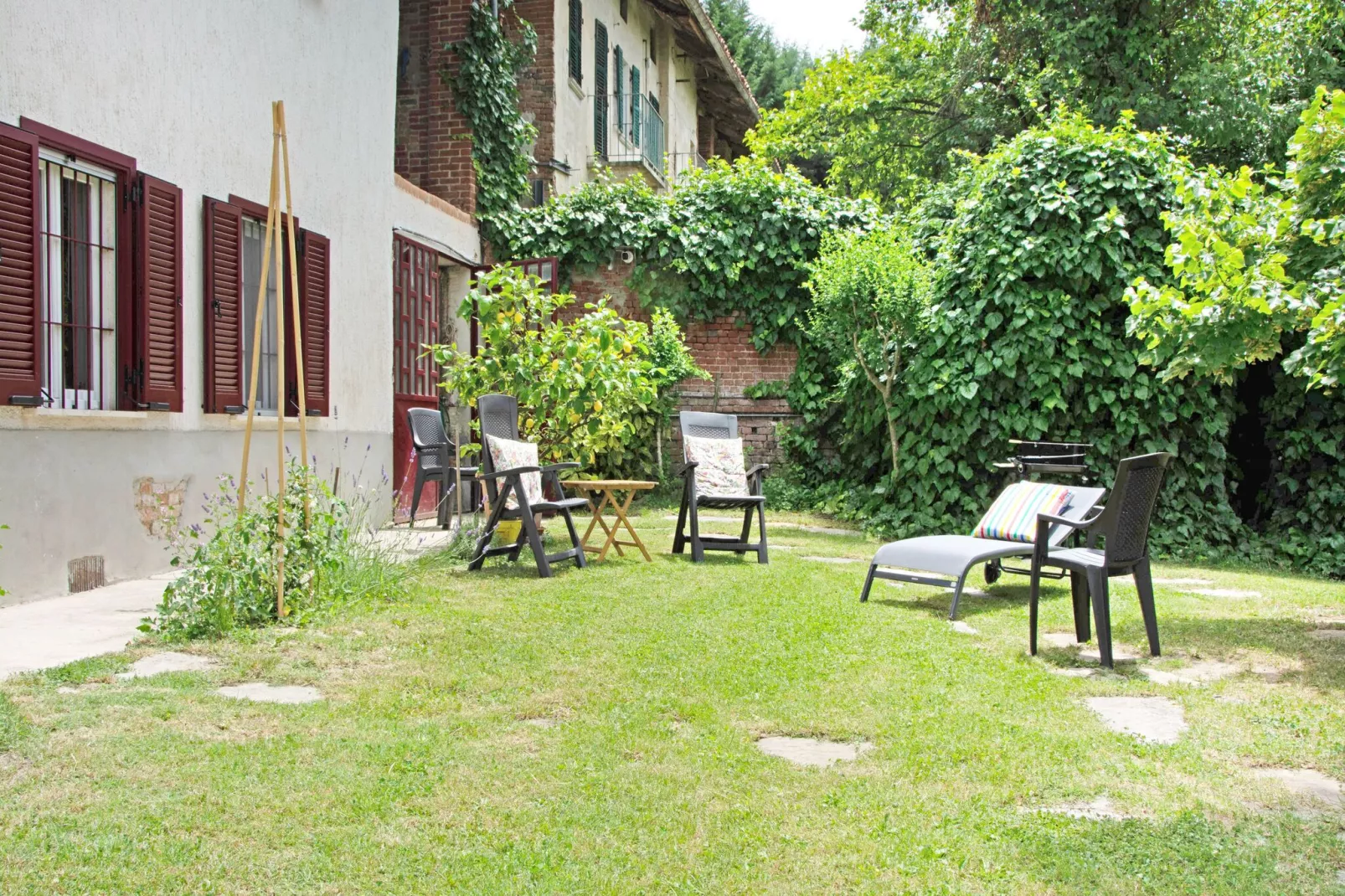 Casale Adriano Country House monolocale-Tuinen zomer
