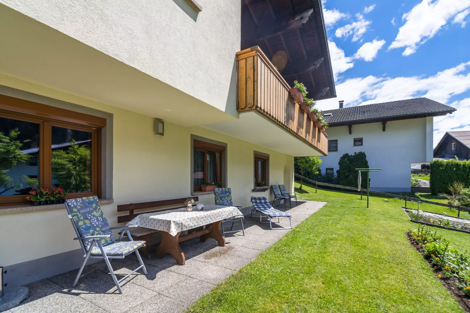 Haus Mangard-Terrasbalkon