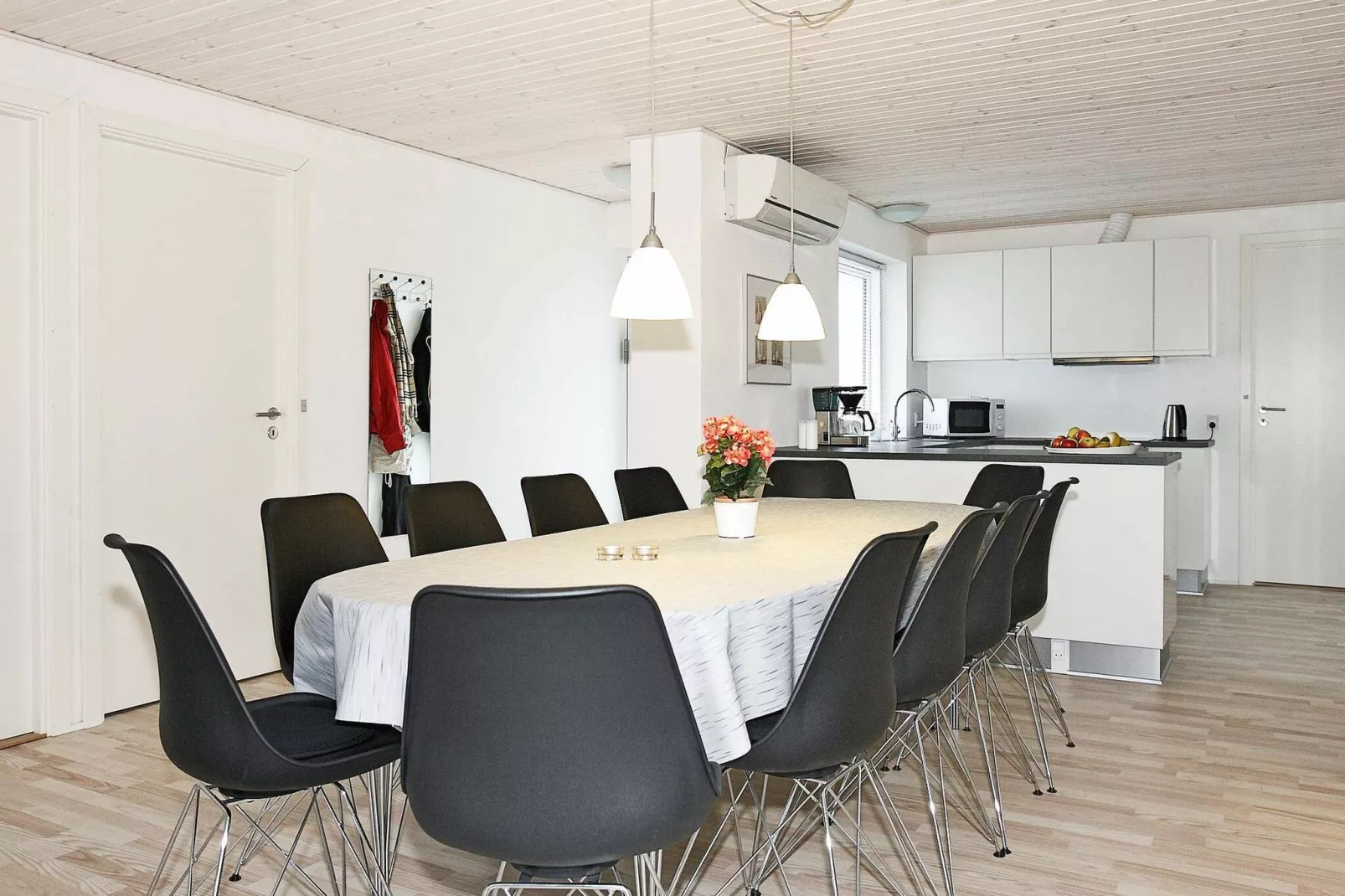 Luxe Spa Retreat aan Zee -- By Traum Ferienwohnungen-Binnen