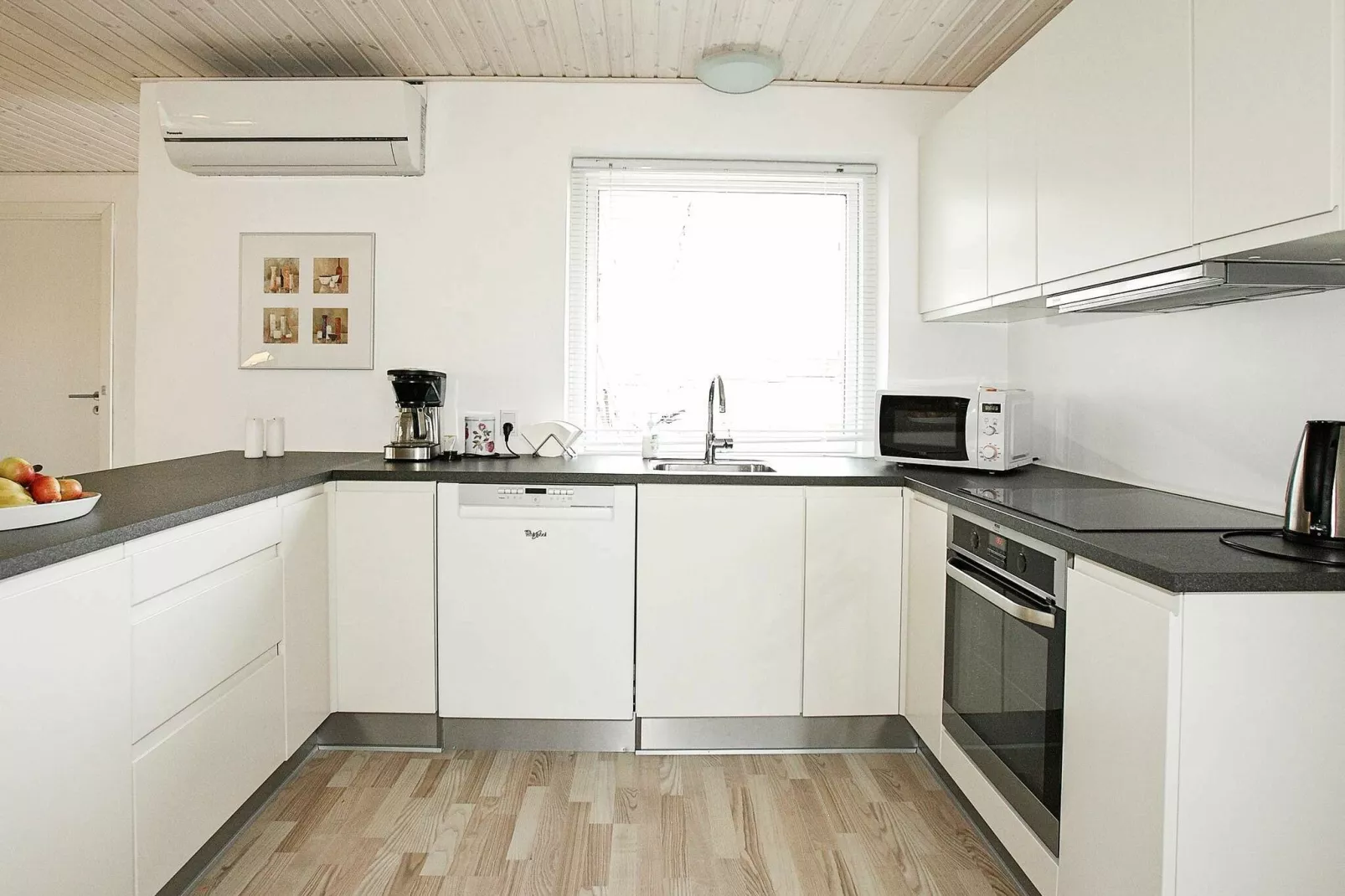 Luxe Spa Retreat aan Zee -- By Traum Ferienwohnungen-Binnen