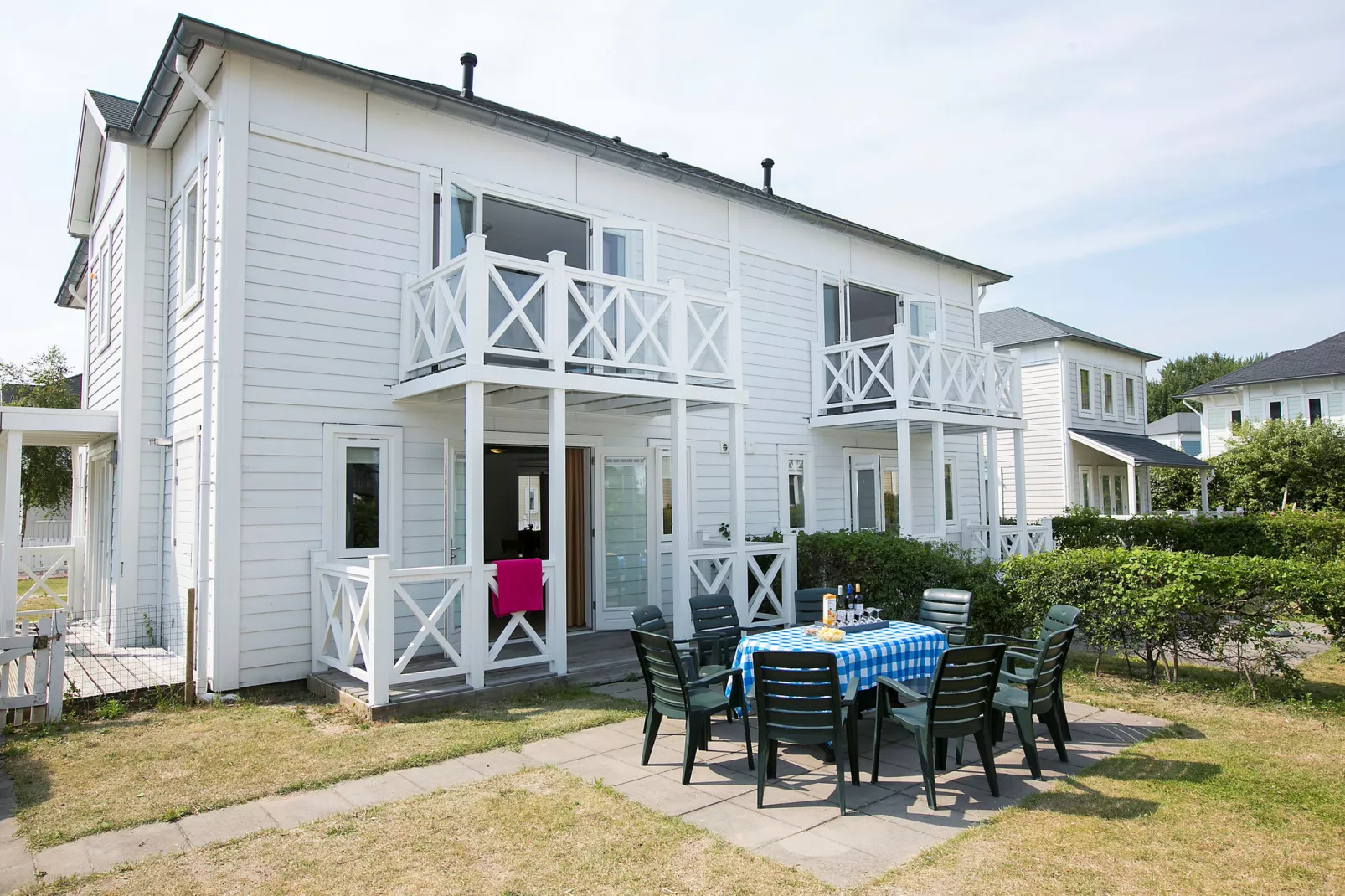 Comfortabele villa met vier badkamers, op 9 km. van Rockanje