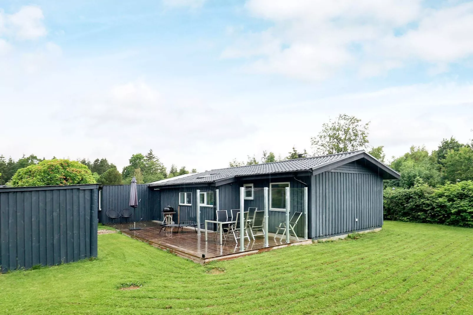 Modern vakantiehuis in Hals op een natuurgrondstuk-Buitenlucht