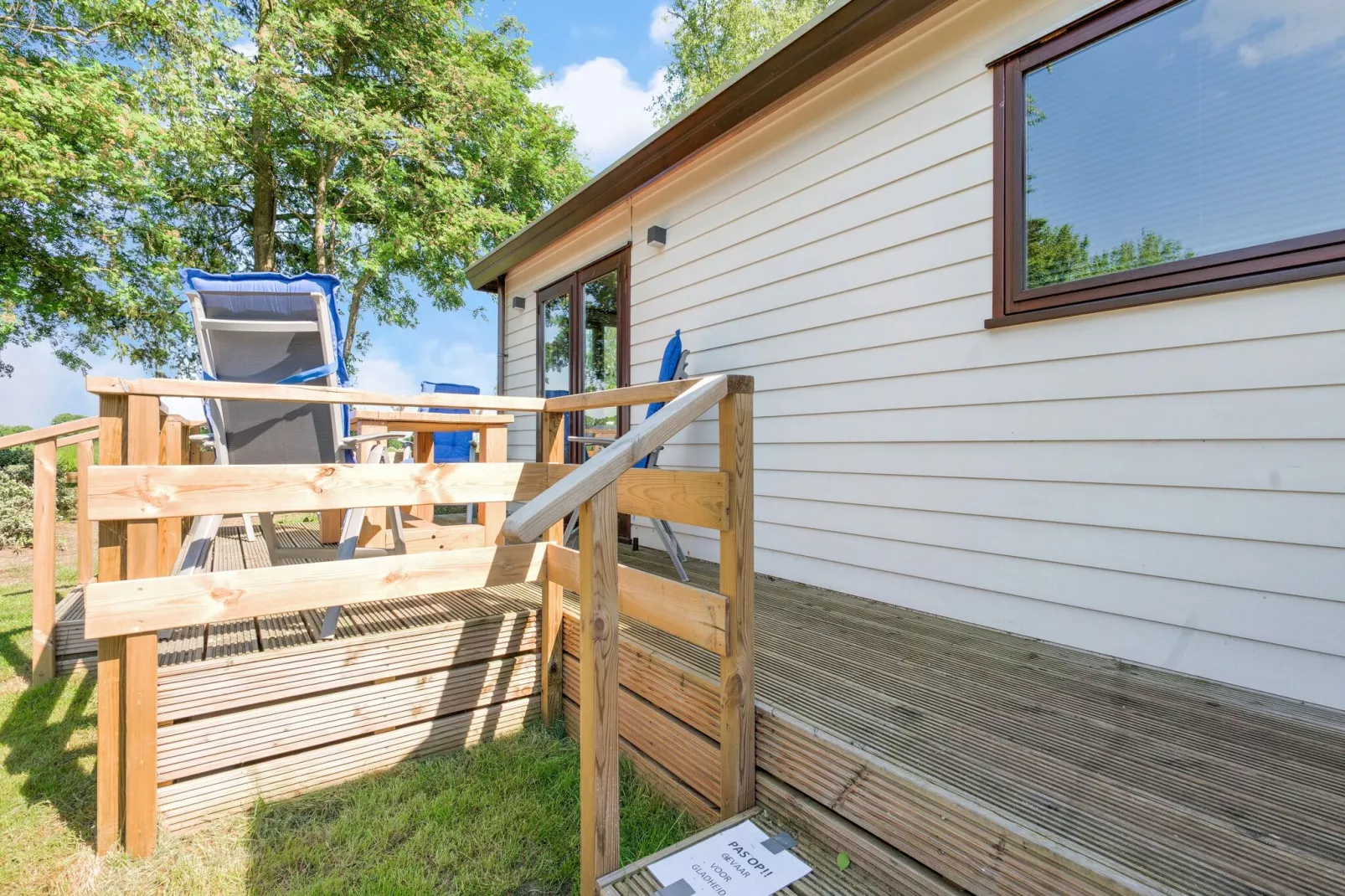 De Veluwse Kip-Terrasbalkon