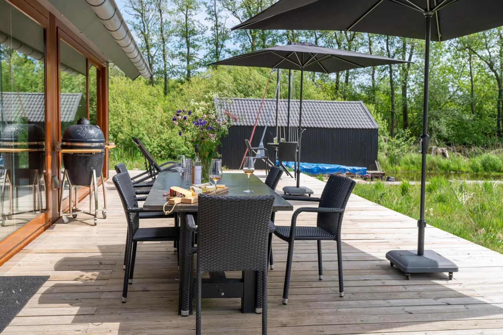 Landhuis Alde Feanen-Terrasbalkon