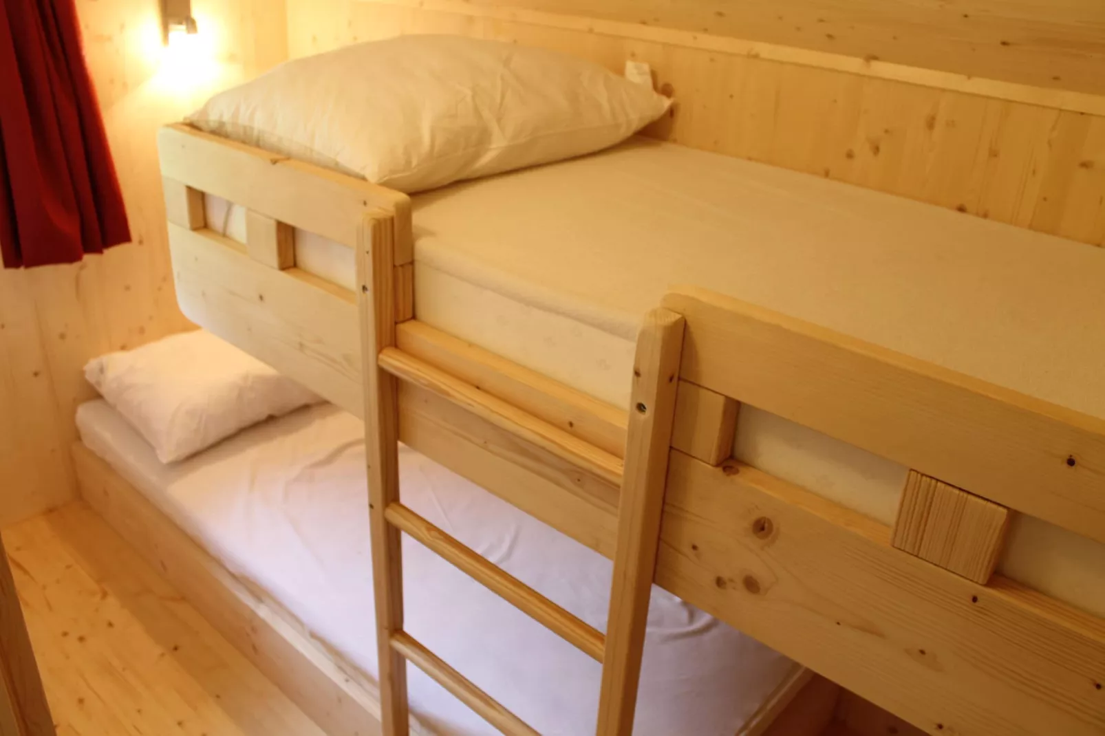 Chalet Almdorf 24-Slaapkamer