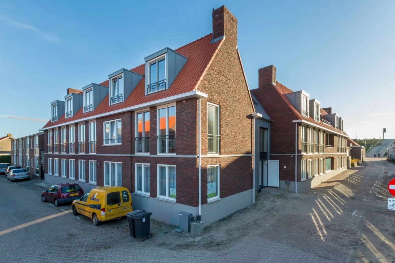 Aparthotel Zoutelande - 5 pers luxe appartement-Buitenkant zomer