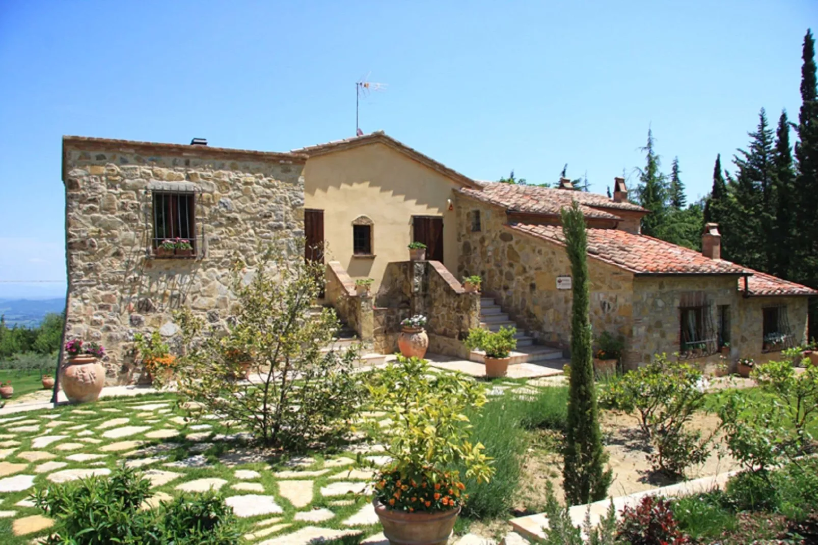 Villa La Felce-Buitenkant zomer
