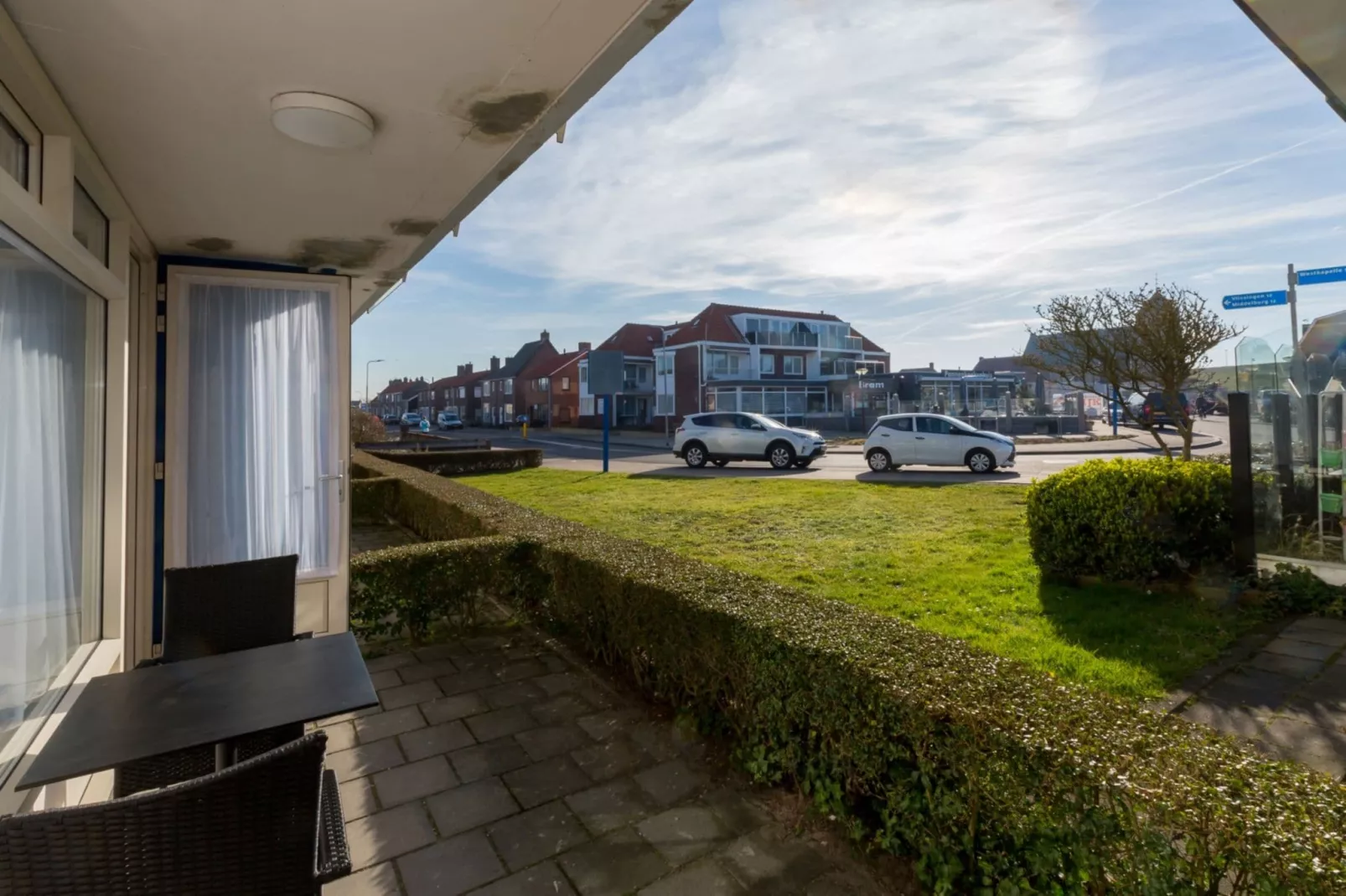 Kurhaus- appartement 5 Zoutelande-Buitenkant zomer