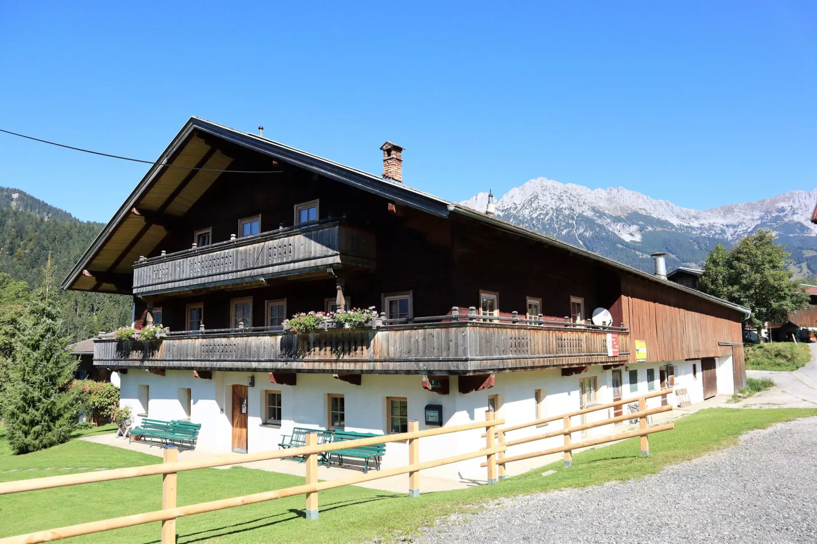 Ferienhaus am Wilden Kaiser-Buitenkant zomer