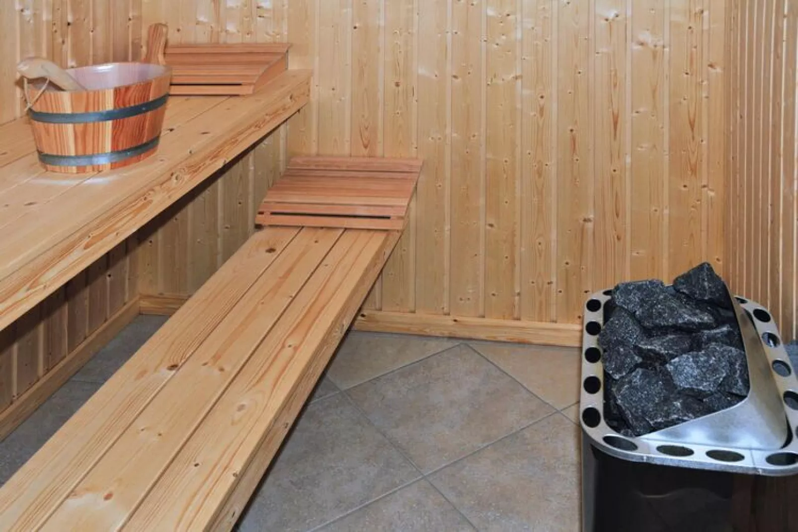 Ferienhaus 120 qm-Sauna