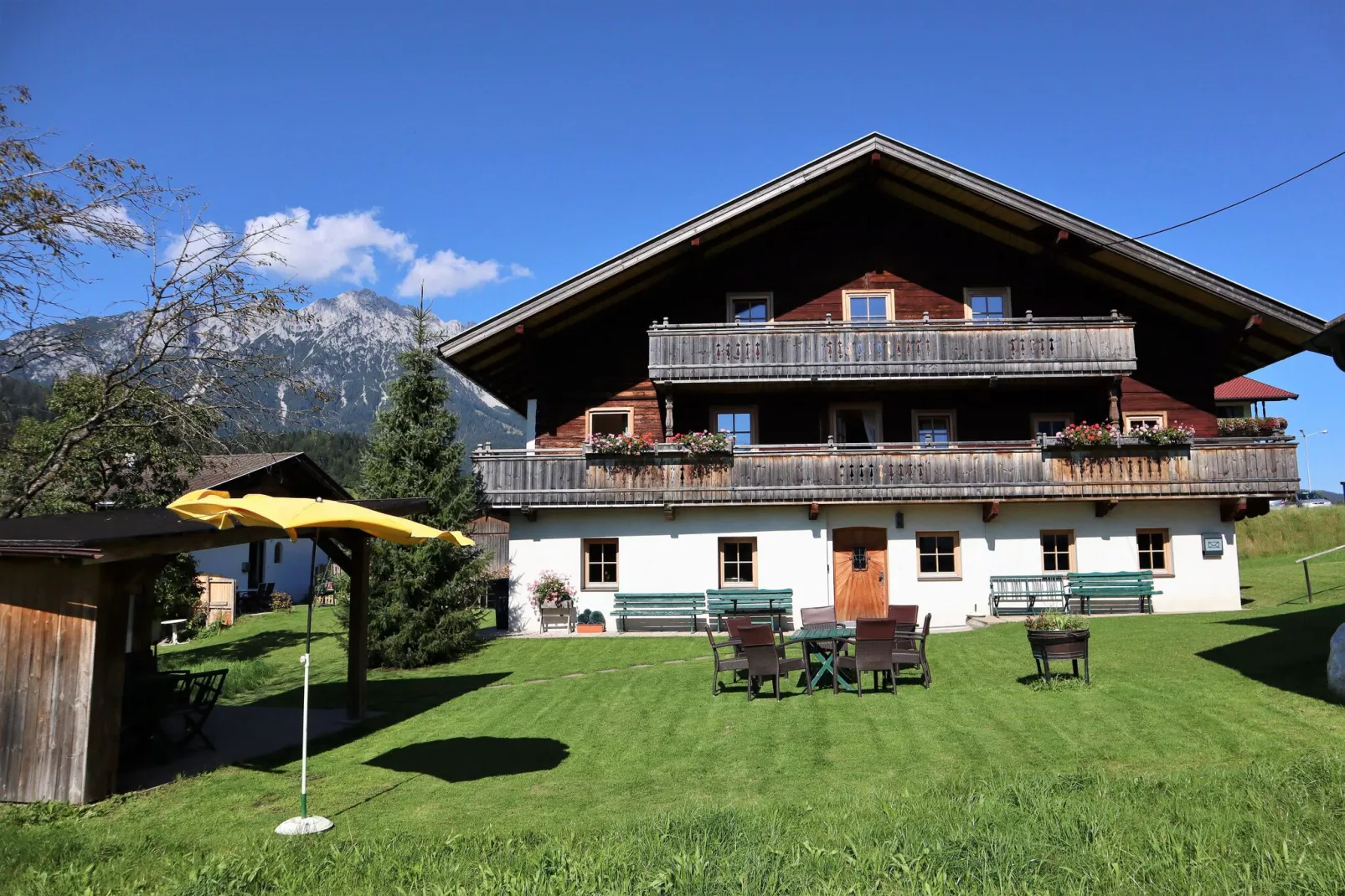 Ferienhaus am Wilden Kaiser-Buitenkant zomer