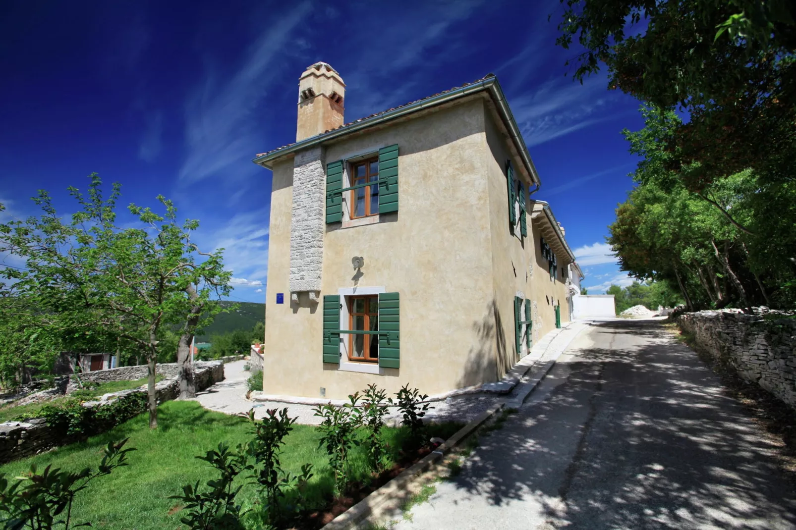 Villa Gelci-Buitenkant zomer
