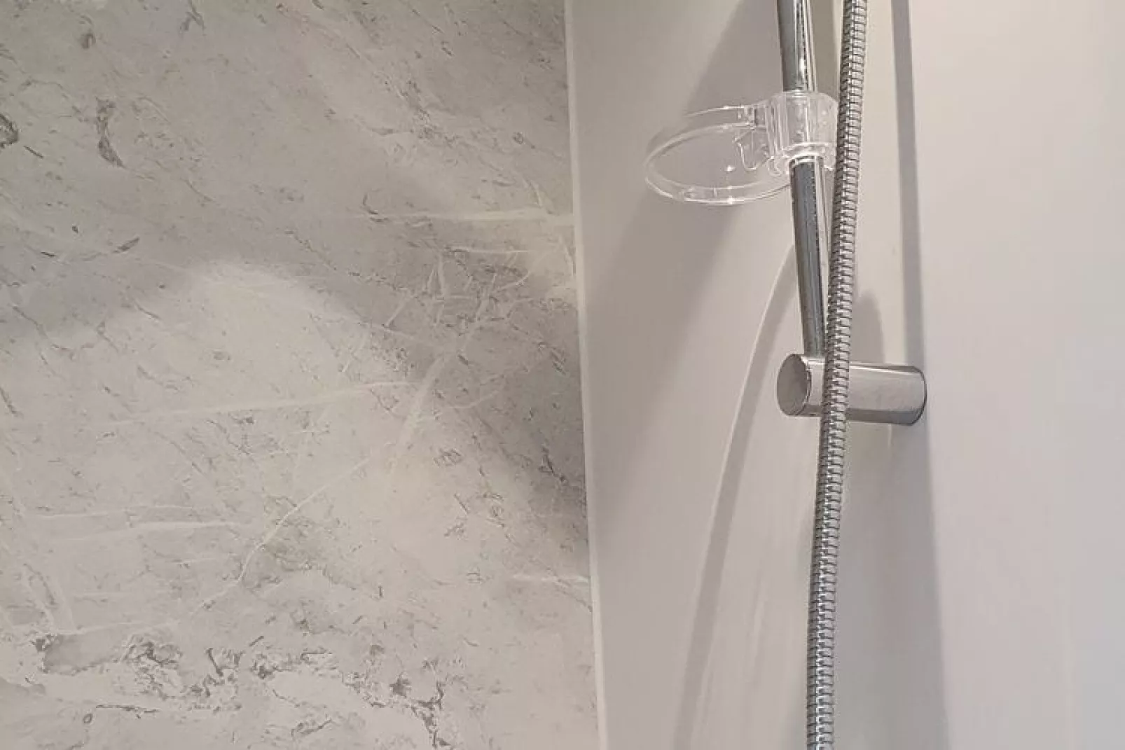 Waterlodges Lemmer 1-Badkamer