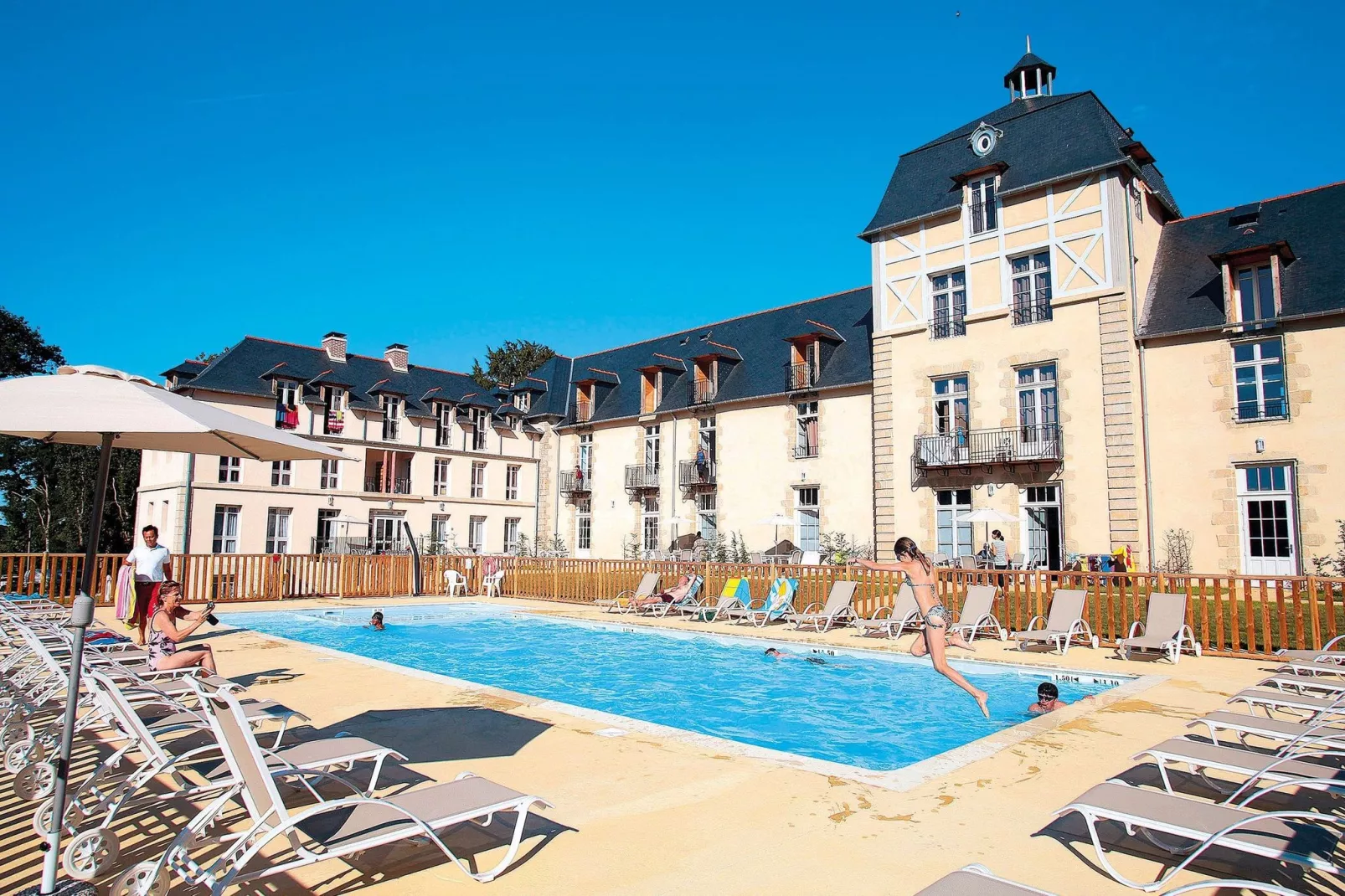 Le Château de Kergonano 1-Parkfaciliteiten