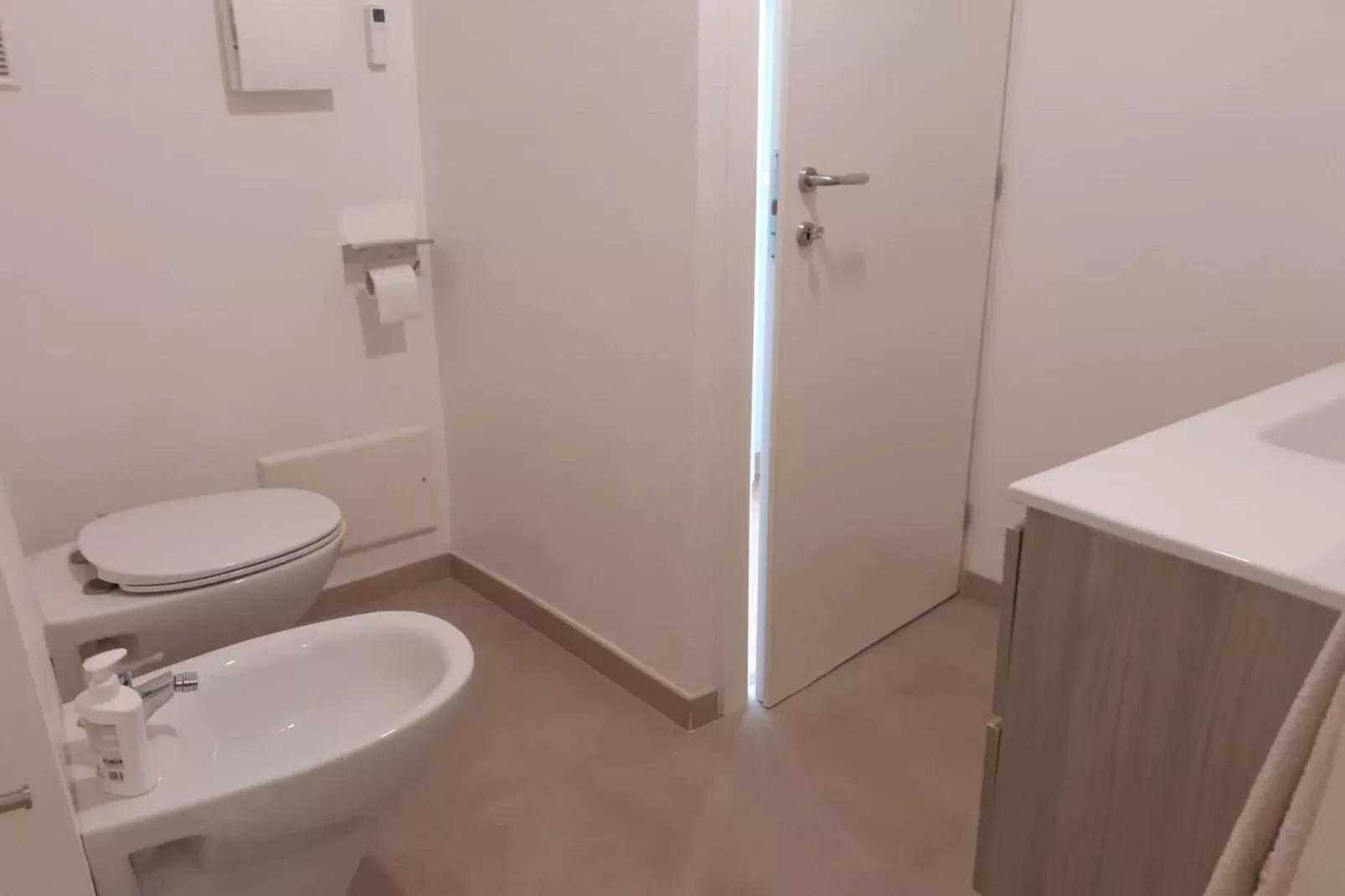 Casa nuova Ventimiglia-Badkamer