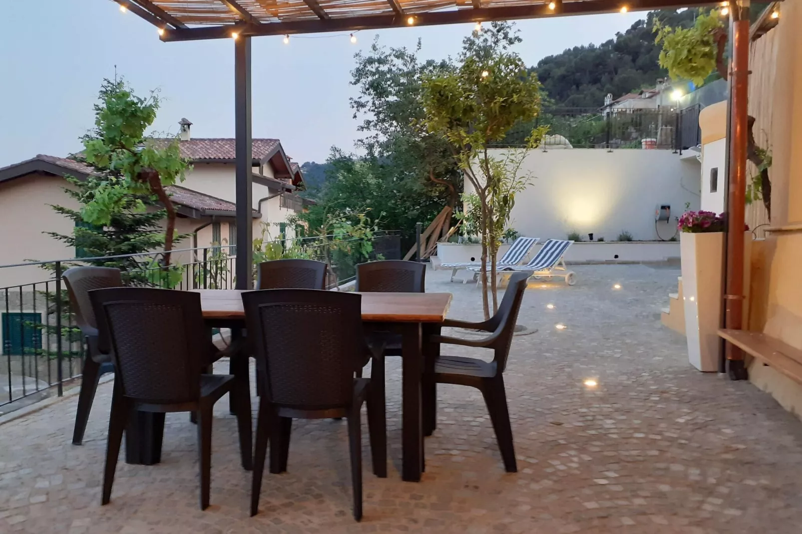 Casa nuova Ventimiglia-Terrasbalkon