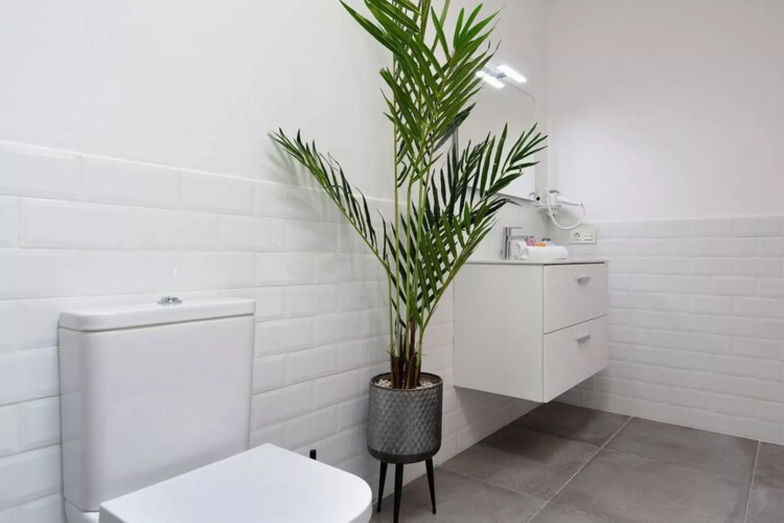 Suites Costa Teguise / 4 pax-Suite-Badkamer