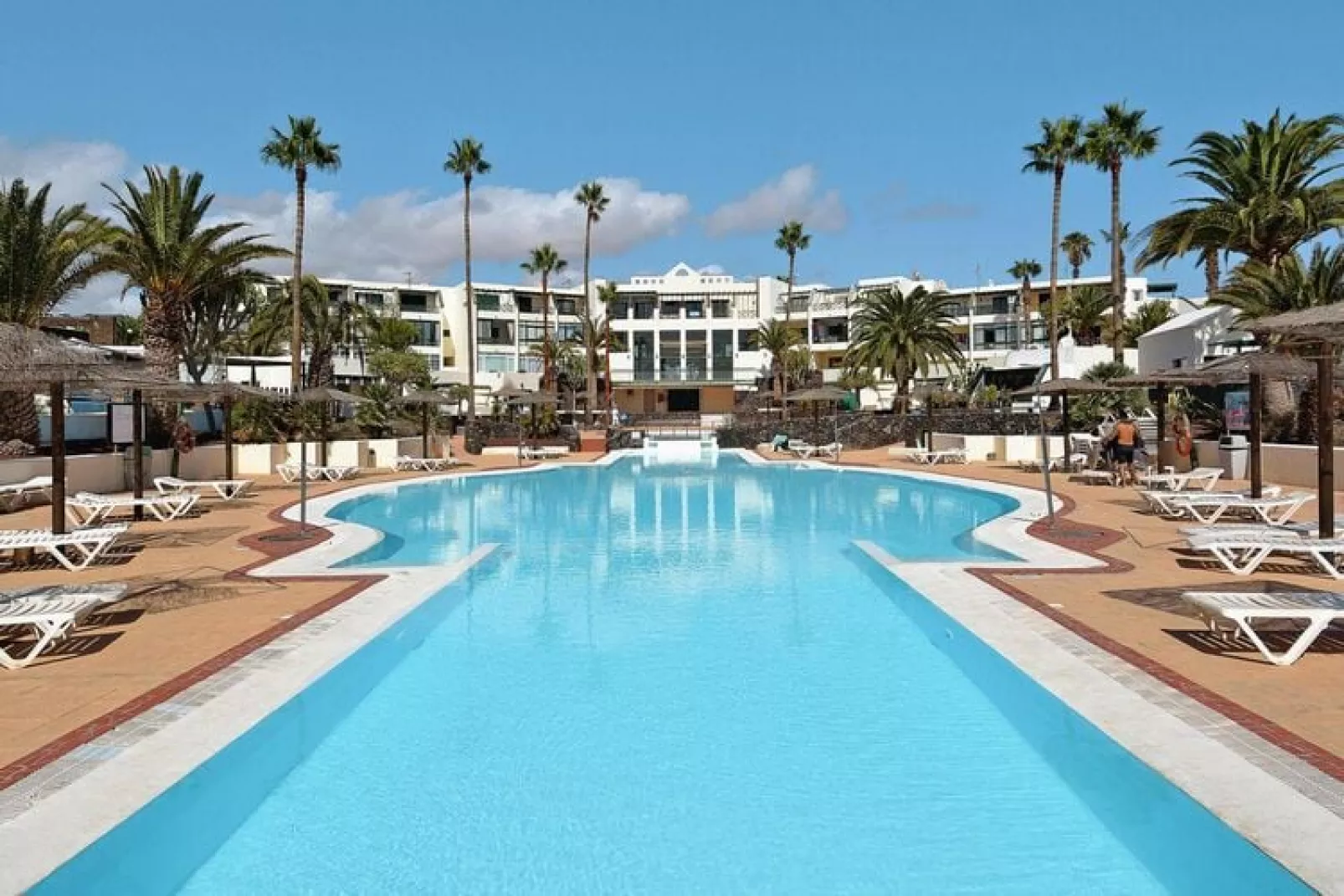 Suites Costa Teguise / 4 pax-Suite-Zwembad