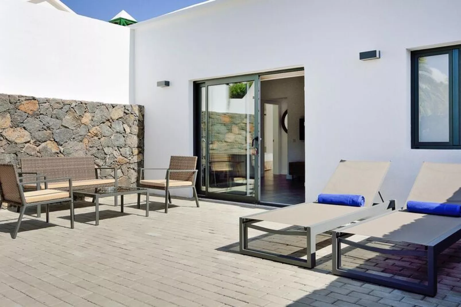 Suites Costa Teguise / 4 pax-Suite-Terras
