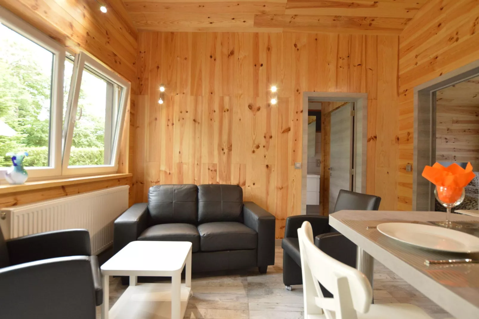 Le Chalet Chaleureux B-Woonkamer