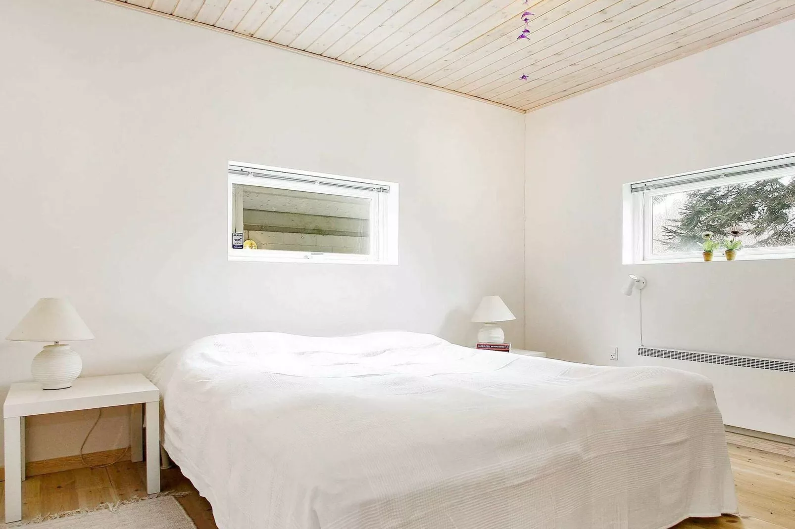 Speciaal vakantiehuis in Glesborg met een terras-Binnen