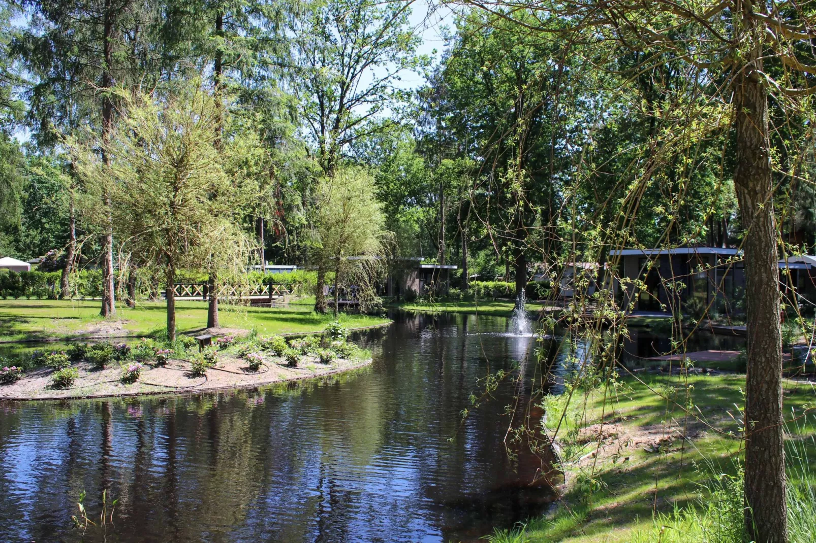 Vakantiepark De Rimboe & De Woeste Hoogte 28-Uitzicht zomer