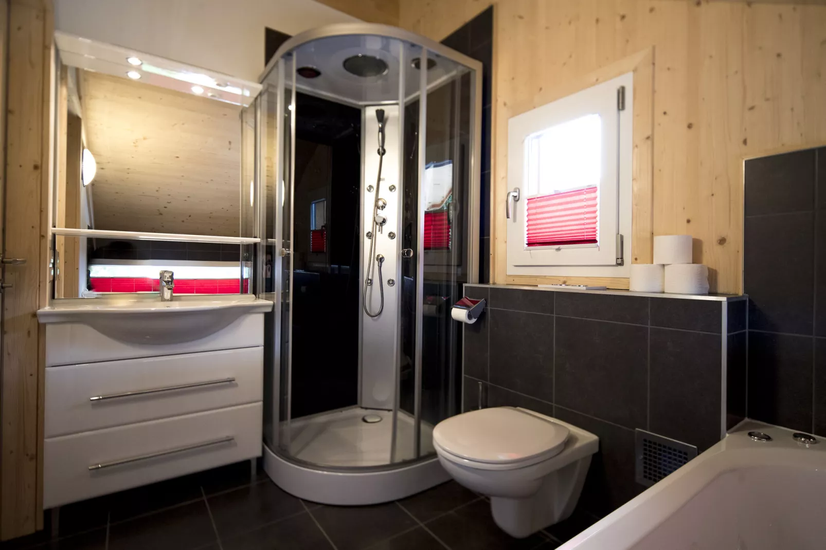 Kreischberg Chalets 9-Badkamer