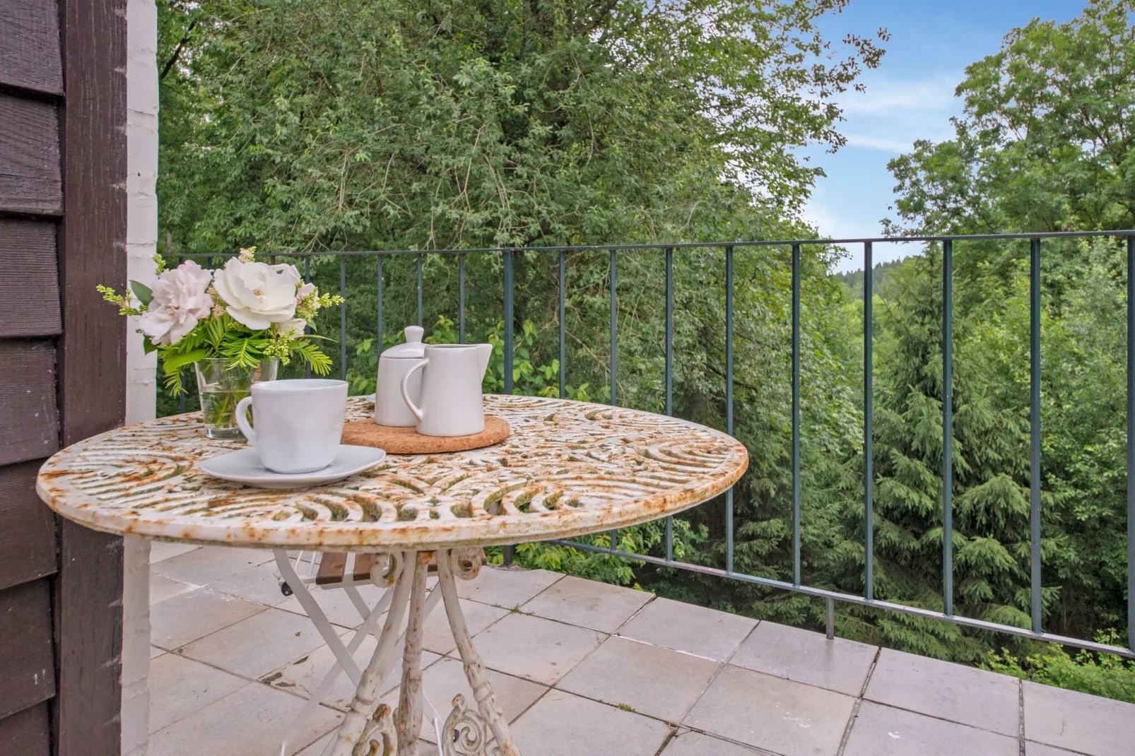 Magnifique Habitation pour 4 adultes-Terrasbalkon