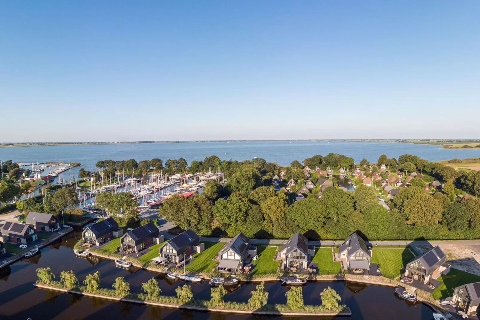 Watervilla Twa-Gebieden zomer 1km