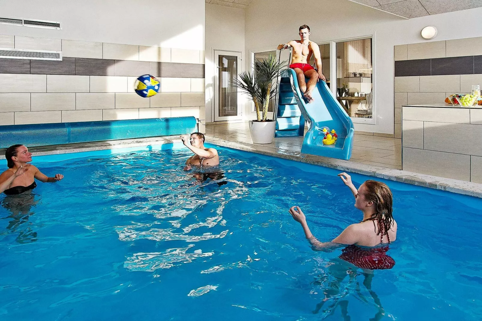 16 persoons vakantie huis in Bogense-Zwembad