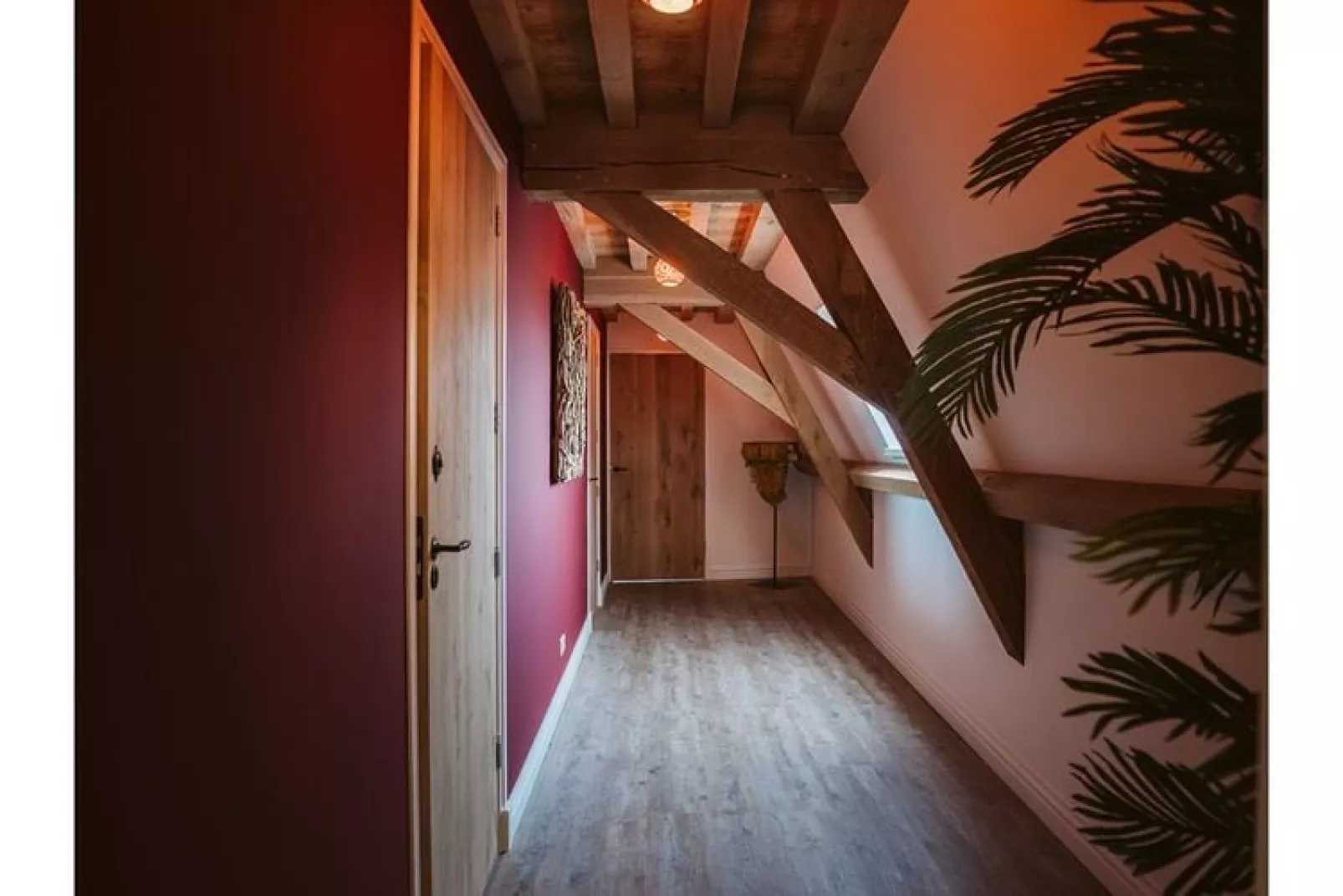 Gouden Leeuw- Appartement Paus Adrianus-Hal-ontvangst