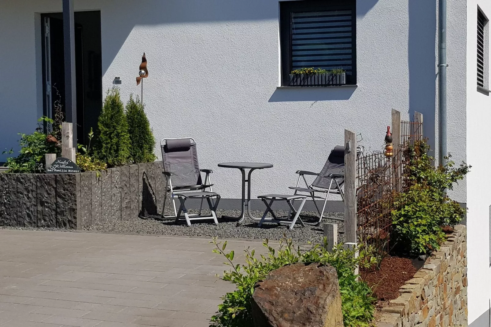 Fijn appartement in Bleialf bij het centrum-Terrasbalkon