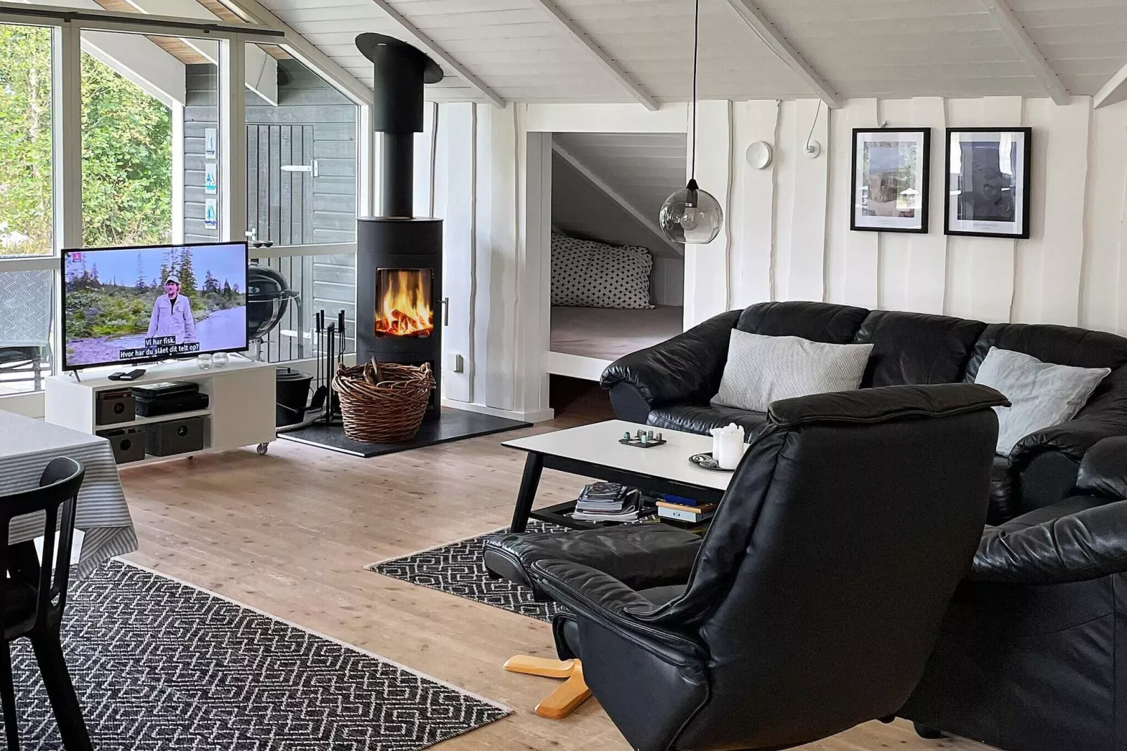 Ruim plattelandshuis in Hemmet met overdekt terras-Binnen