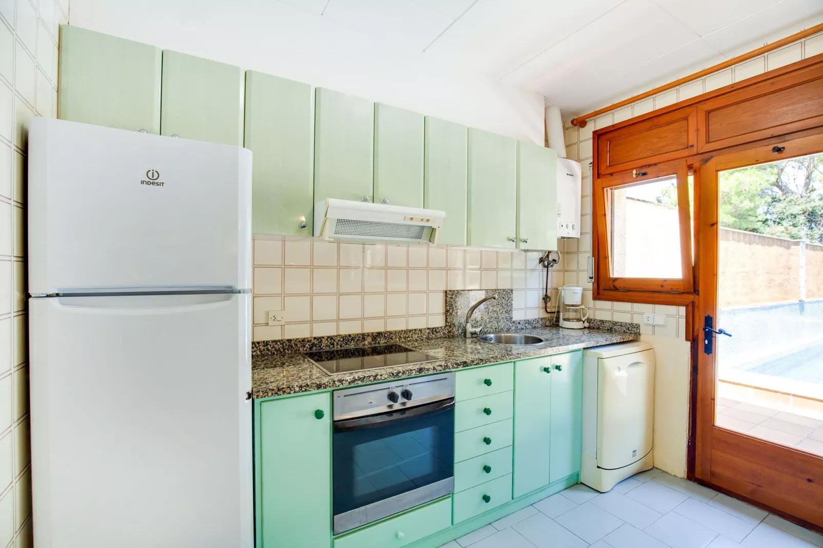 Gezellige vakantiewoning in Playa de Pals met zwembad-Keuken